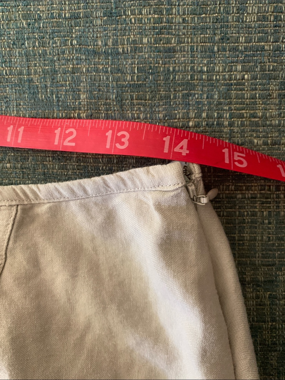 SANDRO LINEN KHAKI MIDI SKIRT
SIZE 8 - Picture 6 of 6